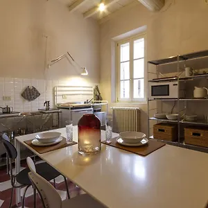 Appartamento La Porta Accanto - Smart Holiday, Mantova