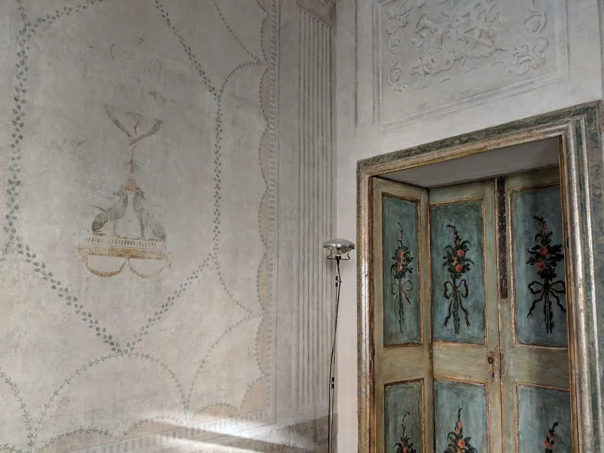 Appartamento affrescato 180mq in palazzo del 600 a Mantova